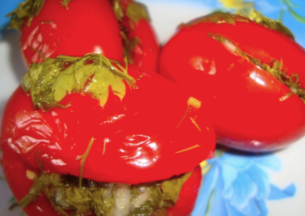 Помидоры по-армянски: острые и пряные фаршированные томаты
