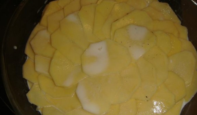 запеченный картофель в духовке рецепт с фото